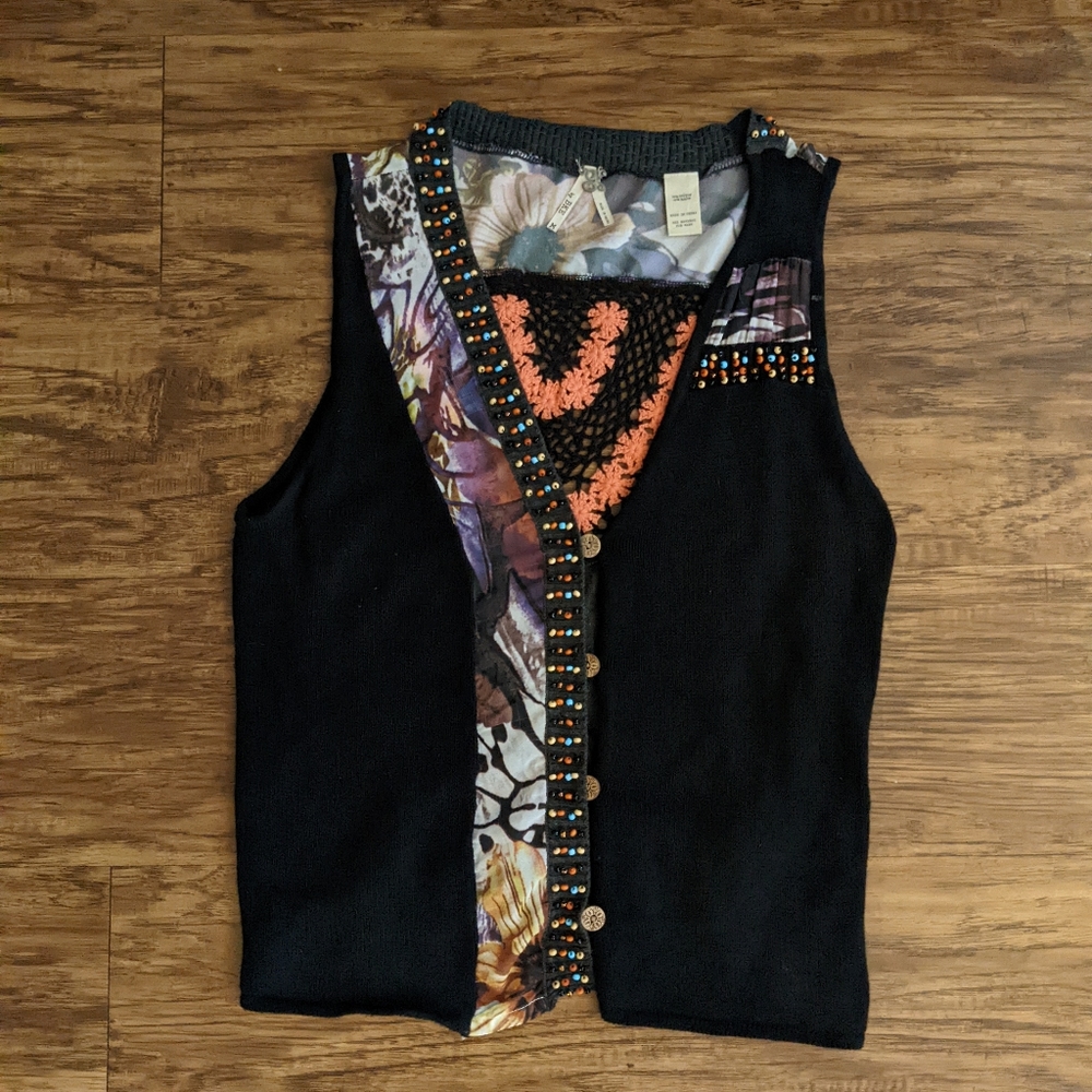 Gimmicks by BKE Black Boho Vest - Picture 1 of 15